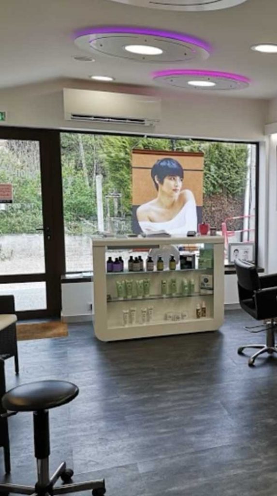 Eclairage intérieur salon de coiffure